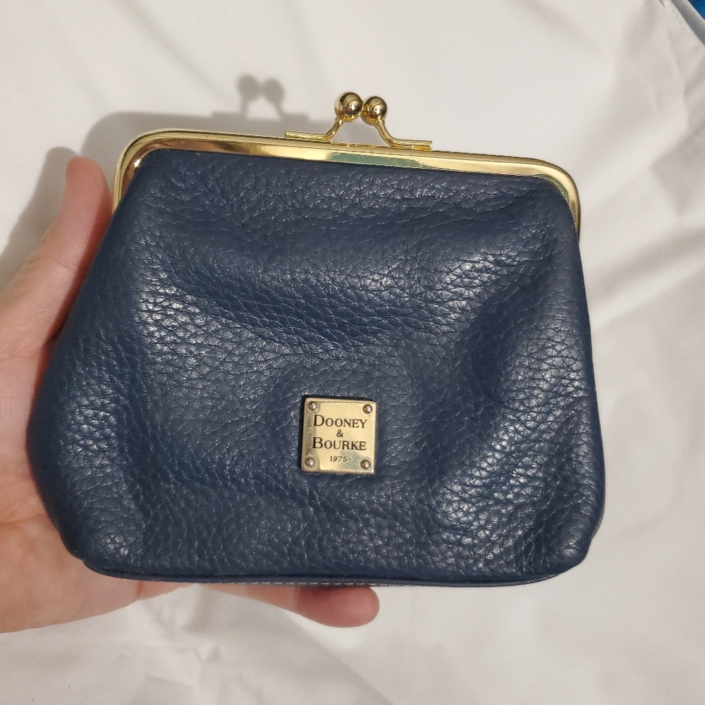 Dooney & Bourke Kisslock Coin Wallet Pebble Leather Blue (NEW without Tags) - Picture 3 of 12